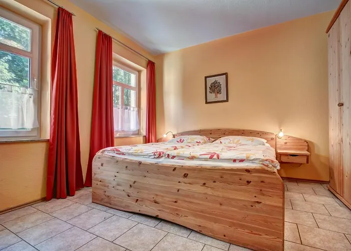 Zinnowitz, Margarete Daire Penzance